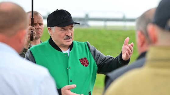    Лукашенко потребовал железной дисциплины, чтобы Белоруссия не повторила путь Украины Анастасия Романова