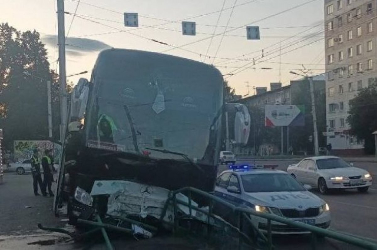    В Новокузнецке водитель шахтёрского автобуса потерял сознание за рулём