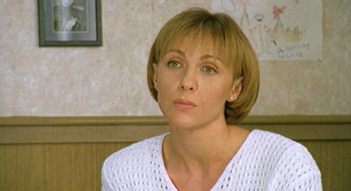 Кадр из кинофильма "Каменская", 1999 г., режиссер Юрий Мороз, сценаристы Елена Караваешникова, Александр Полозов, Наталья Токарева, , композитор Алексей Айги (скриншот)