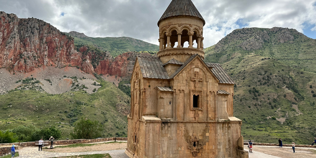 12 красивейших храмов Армении и их истории