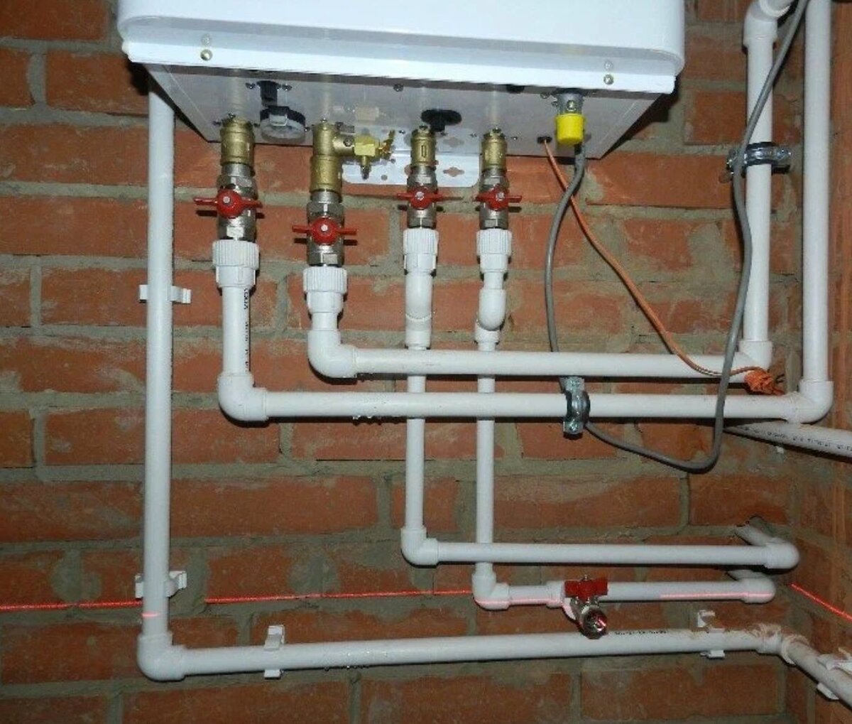 Обвязка котла отопления. Трубы для обвязки котла. Обвязка котла стальными трубами. Труба из нержавейки для котельной. Обвязка котла отопления в частном доме из полипропилена.