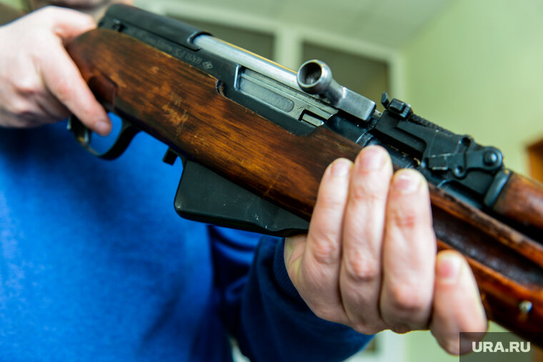    Владельца карабина силовики задержали на базе отдыха