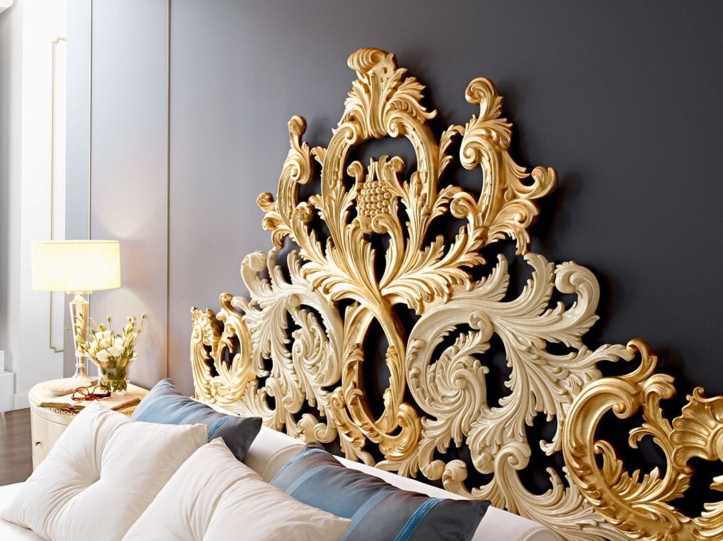 Спальная комната в стиле барокко — фото интерьера