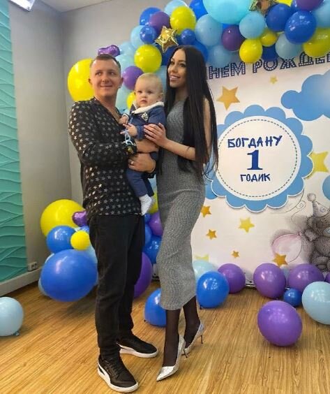 Илья Яббаров, Алёна и Богдан Савкины (фото из Instagram)