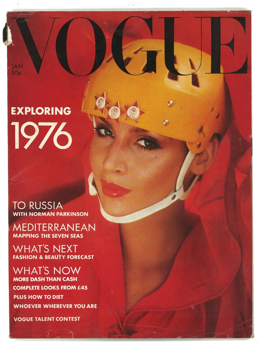 Джерри Холл на обложке британского Vogue, январь 1976 года