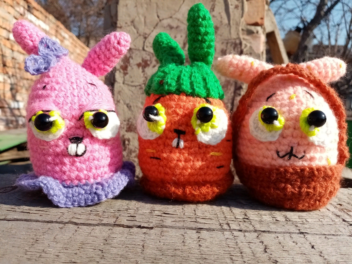 Семья зайцев