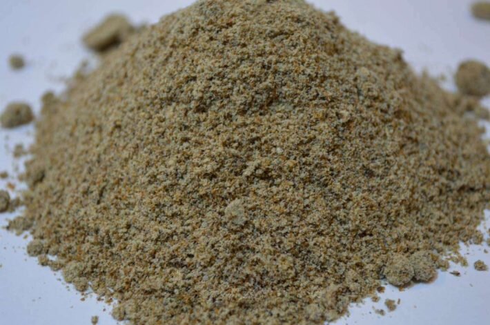 Внешний вид (фото) шрота расторопши