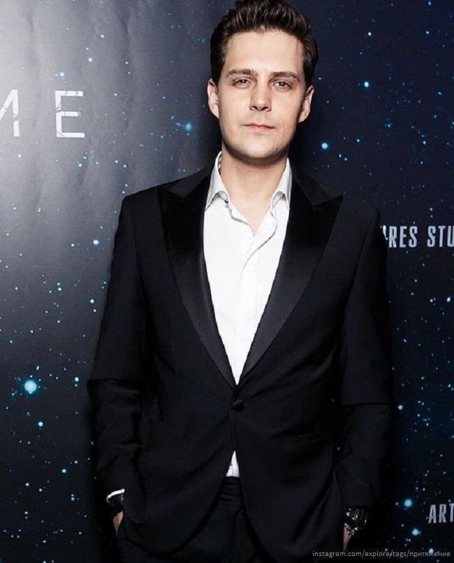 Милош Бикович