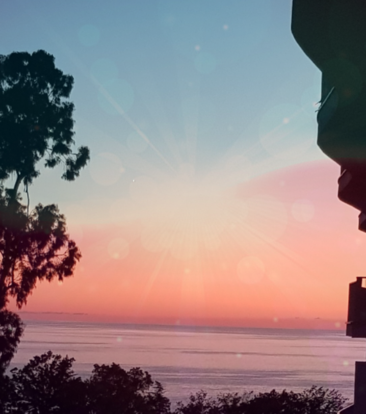 Смотрите как прекрасен мир рядом с Вами