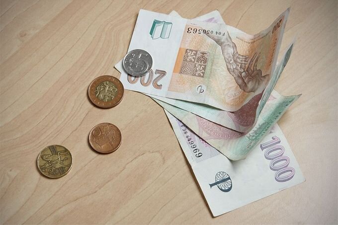Курс -- 1 CZK = 3.06 руб.