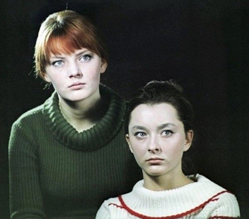 Марианна и Анастасия Вертинские.