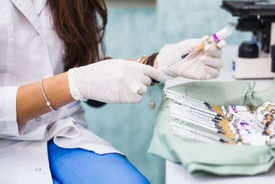 
При частом появлении аллергических реакций понадобится консультация врача-аллерголога