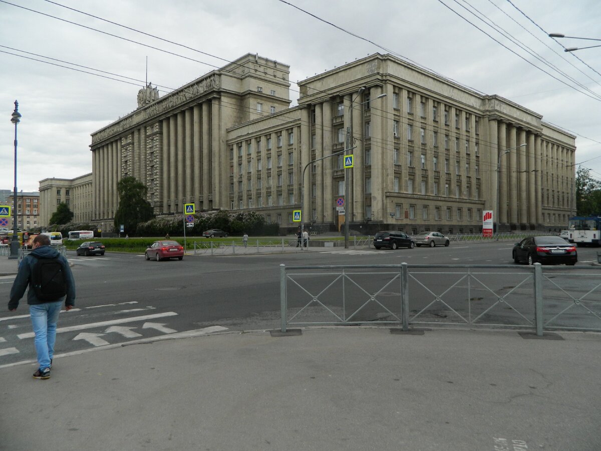 Московская площадь.