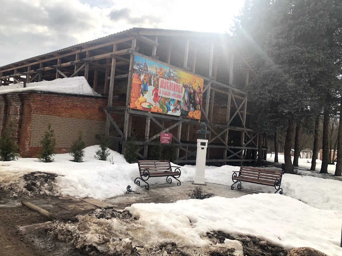 Зона отдыха в усадьбе Гребнево