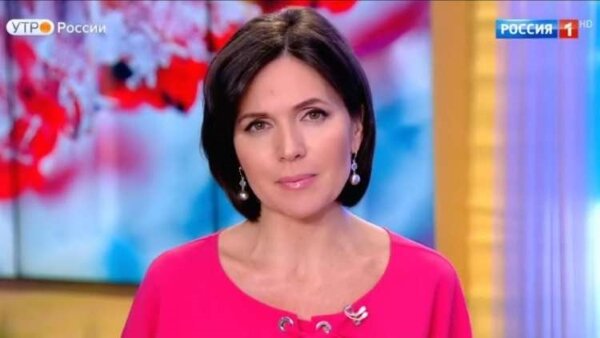 Многие жители нашей страны начинают свой день с очередного выпуска программы «Утро России», выходящей на телеканале Россия 1 с осени 1998 г. По своей концепции и форме она неоднократно менялась.-7