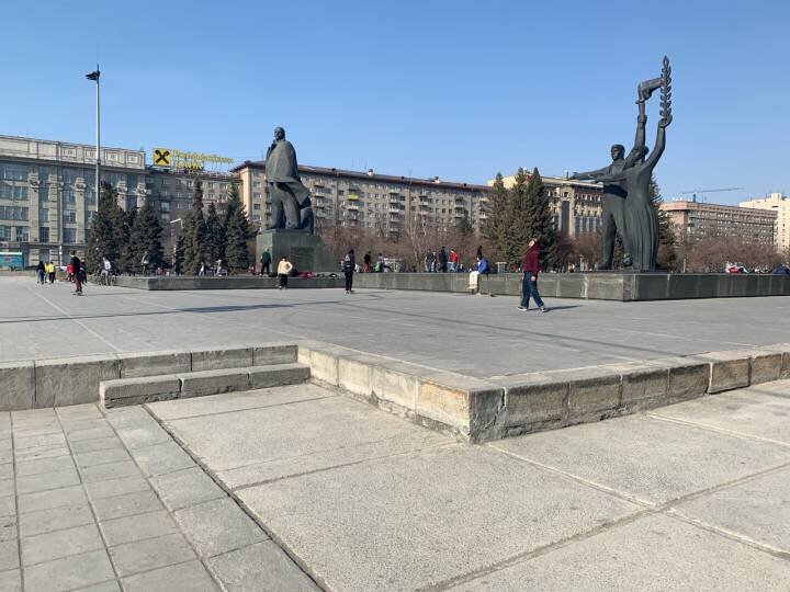 Памятник Владимиру Ленину