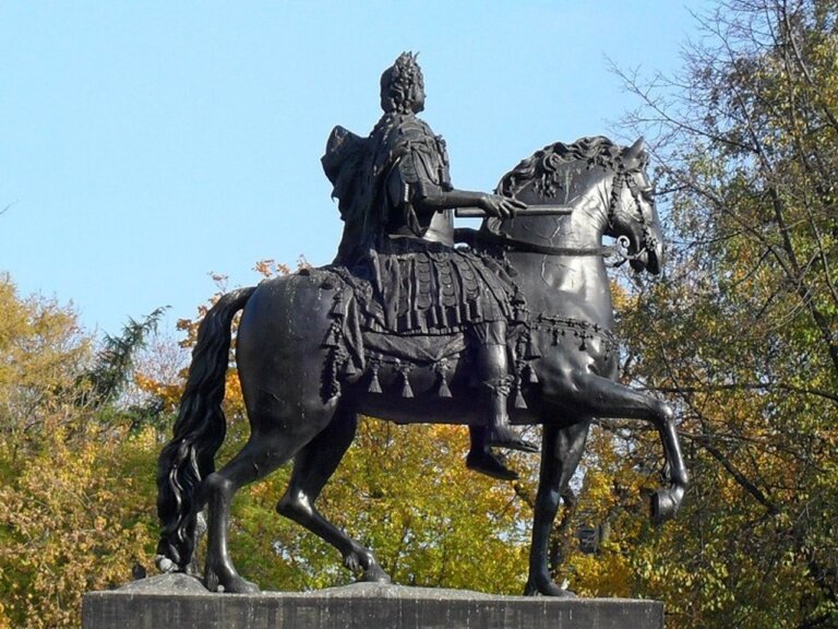 Где похоронен петр 1 в каком городе фото