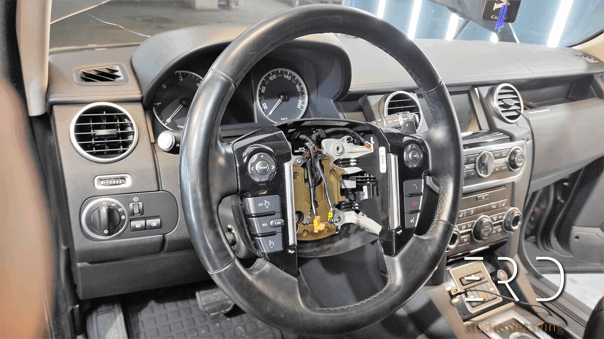 Приступаем к разборке и снятию руля