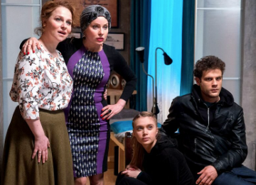 В сериале "Сбежавшие родственники"