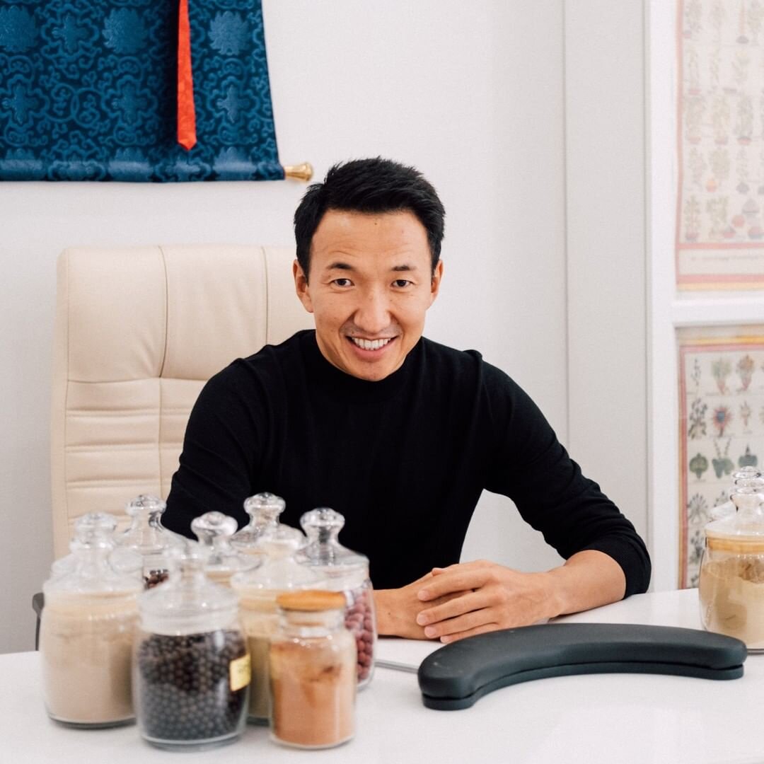 Жимба Данзанов, главный врач клиники "Чжуд-Ши" (фото: клиника восточной медицины "Чжуд-Ши")