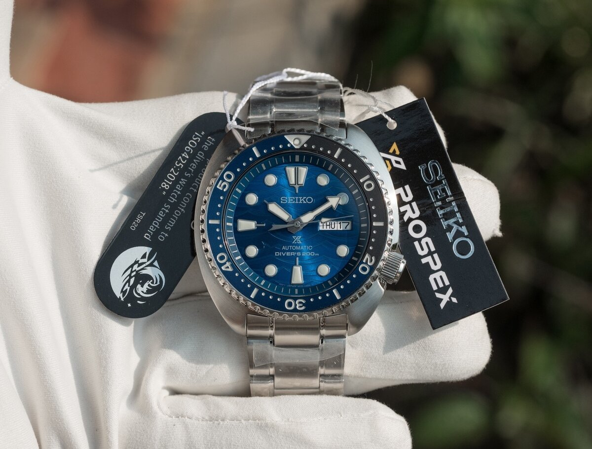 Герой сегодняшней публикации - прекрасные Seiko Turtle "Save The Ocean"