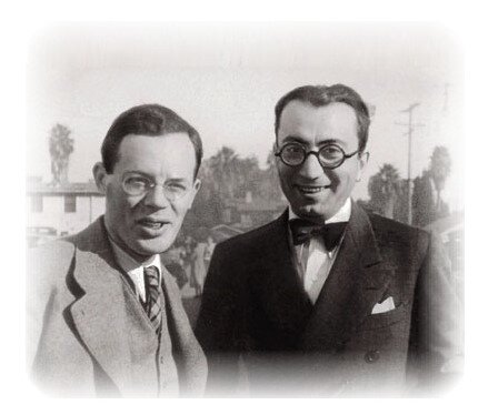 Илья Ильф и Евгений Петров.  Изображение взято из свободных источников сети Интернет