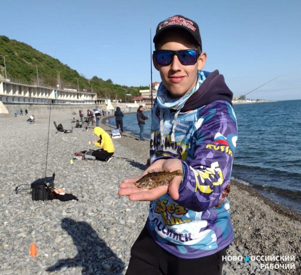Владимир Мельников из Новороссийска занял второе место в турнире по рокфишингу в Широкой Балке.