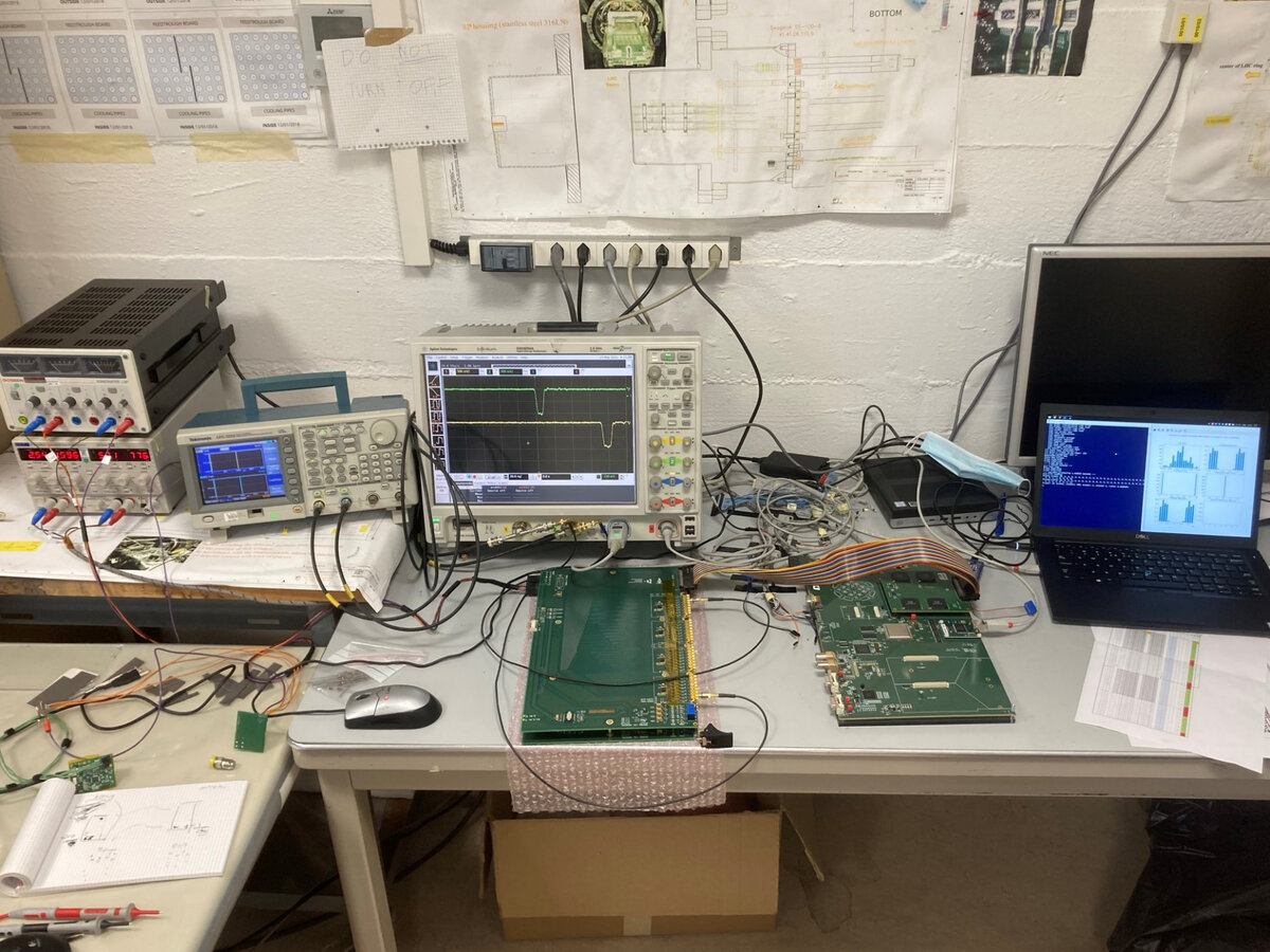 Самую крупную экспериментальную установку в мире – Большой адронный коллайдер (БАК) в Европейском центре ядерных исследований (CERN) – планово модернизировали и 5 июля запустили в третий раз до конца-2