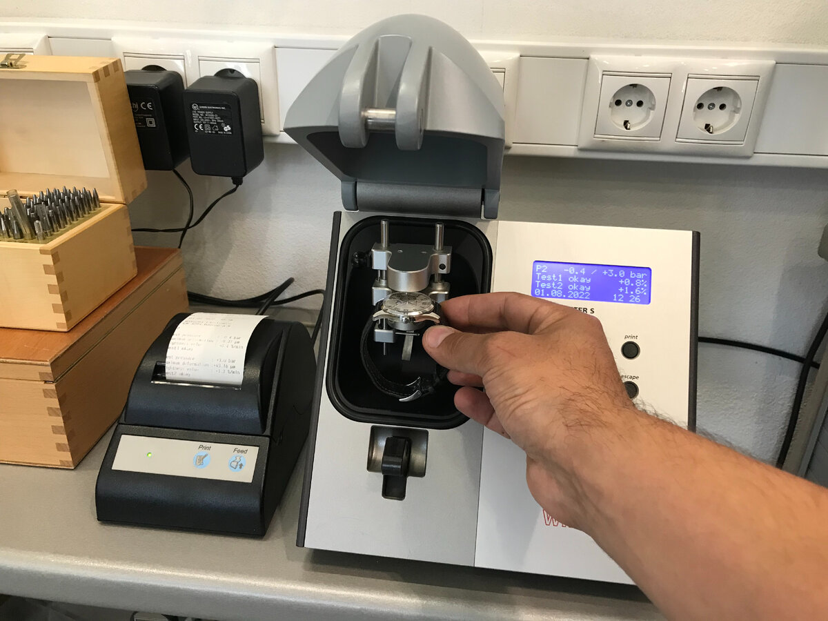 Проверка на герметичность в нашем сервисном центре не займет много времени. 