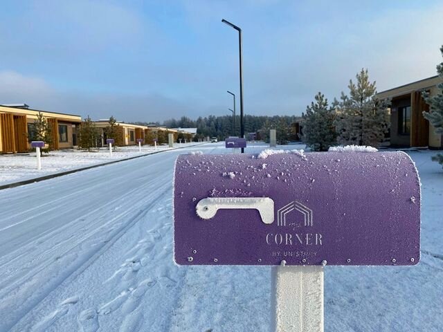 Фотоотзыв от застройщика на почтовый ящик Америка в поселке My CORNER BY UNISTROY г. Екатеринбург. Зима.