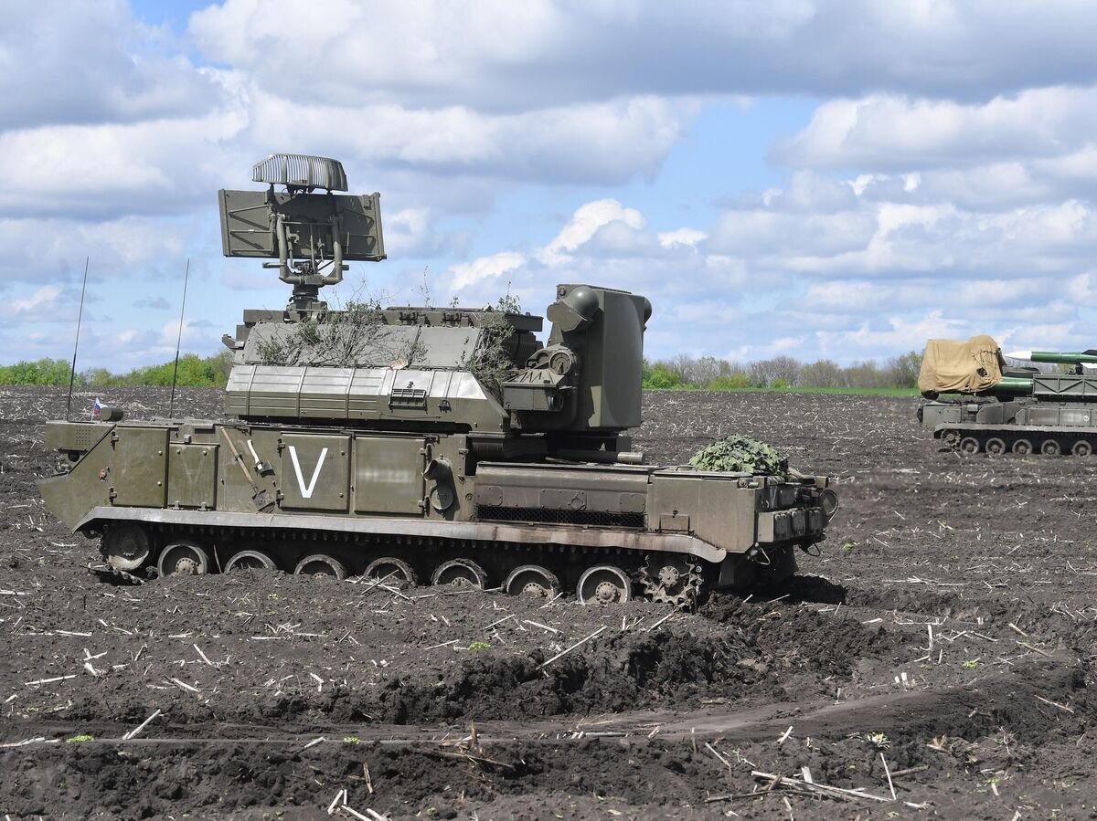    ЗРК "Тор" и ЗРК "Бук-М1" Вооруженных сил России работают на Харьковском направлении© РИА Новости