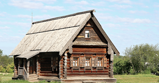 Даже сейчас многие из нас помнят, как летом приезжали к бабушке в деревню и жили в простом деревянном домике, внутри которого творилось волшебство.