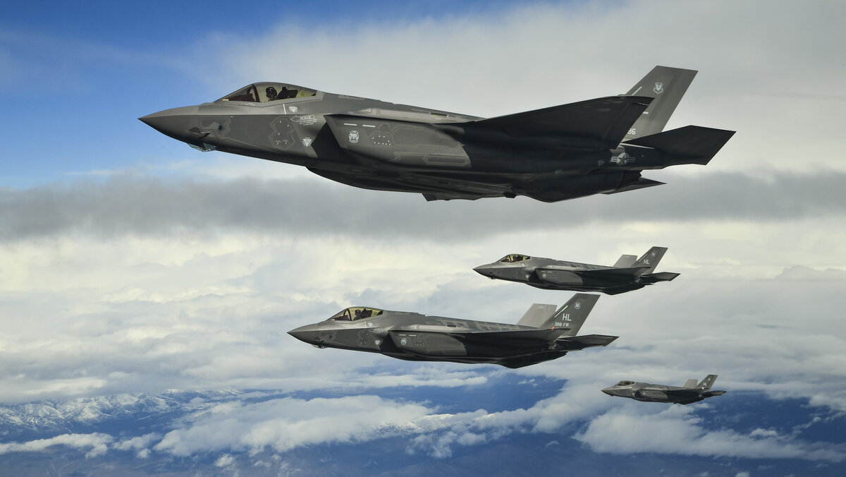 Американские F-35 Lithgning II.