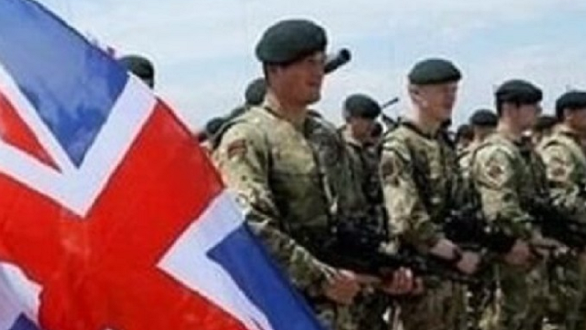 Кто стоит в строю британских ВС?