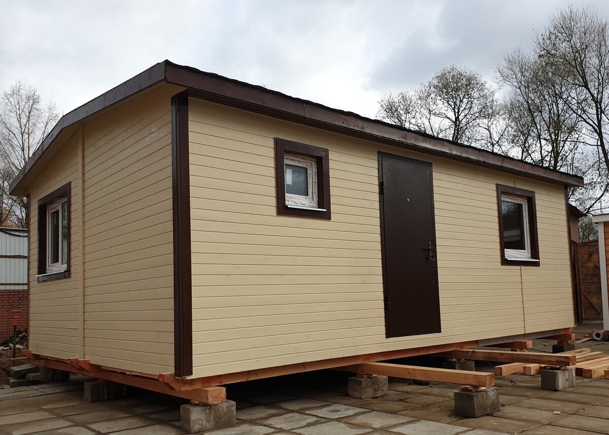 Минидом 7х4,6м "Лион"