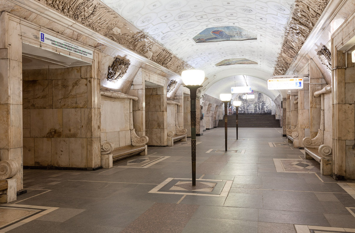 Белорусская новокузнецкая. Станция Новокузнецкая Москва. Метро Новокузнецкая 1943. Станция метро Новокузнецкая. Станция Новокузнецкая 1943.