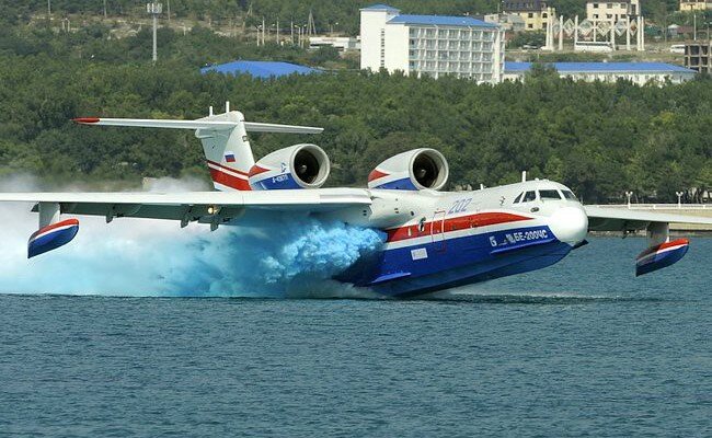 Бе-200 Листайте