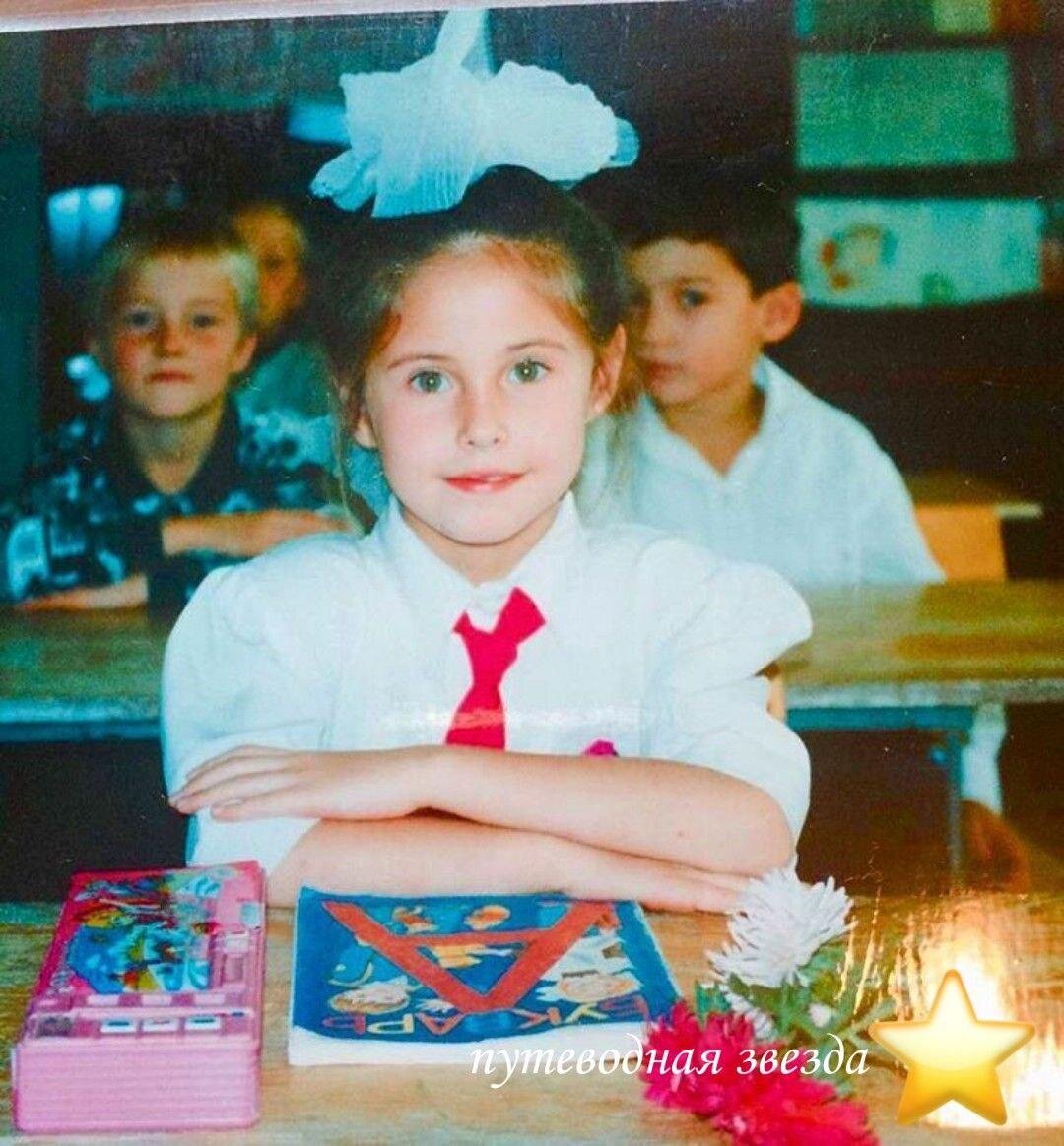 Илана Исакжанова ее биография и жизнь до "Уральских пельменей ...
