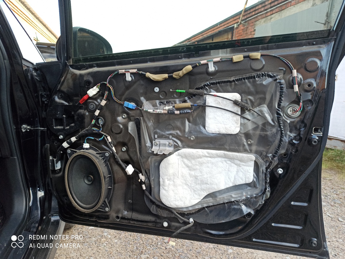 Снятая дверная карта