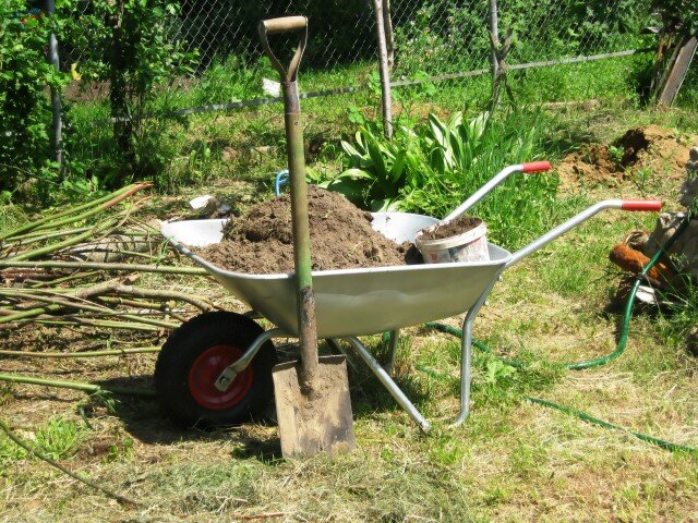 Подготовка инструмента и инвентаря для работы на даче | Статьи для садоводов