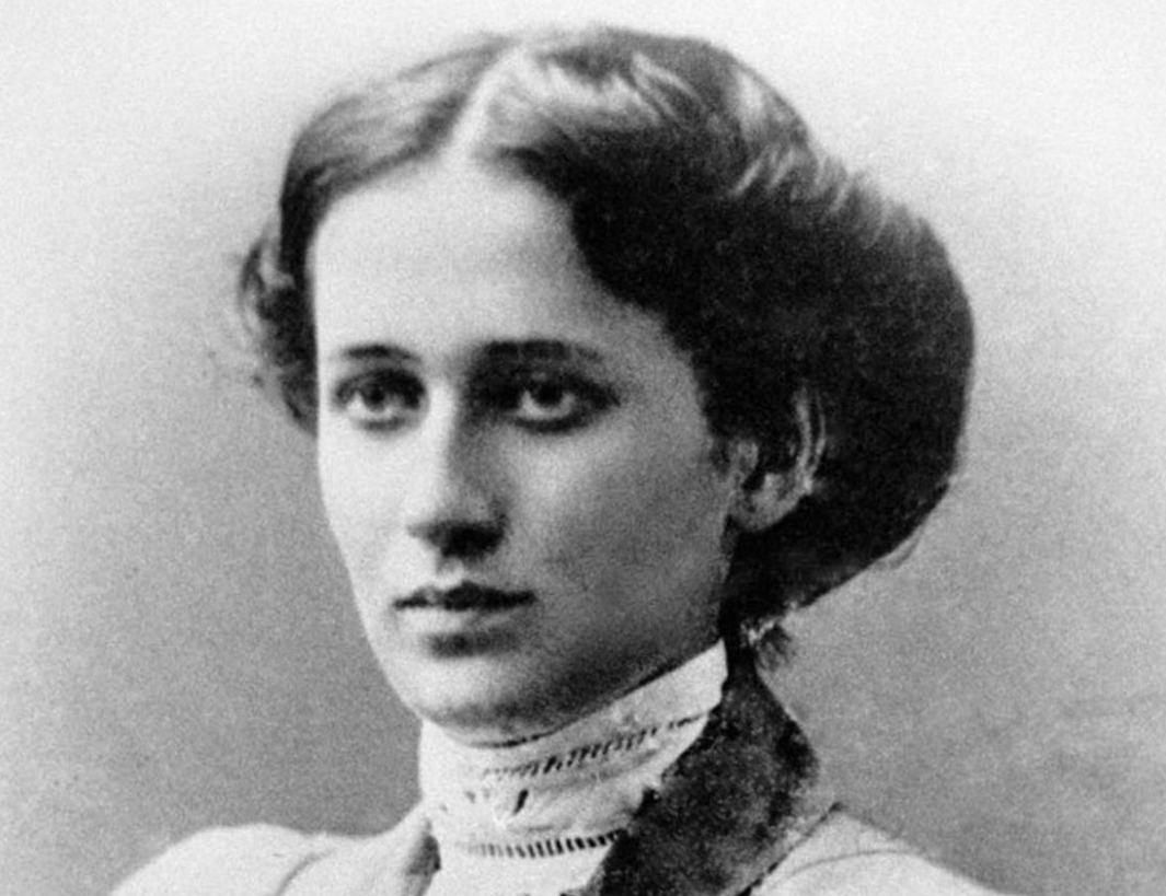 Анна Андреевна Ахматова. Источник: яндекс.картинки