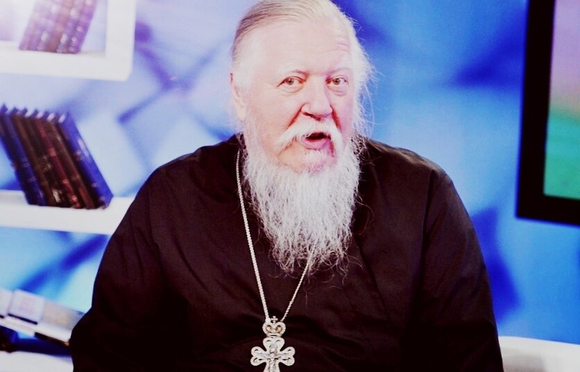 Димитрий Смирнов (07.03.1951 — 21.10.2020 гг.) — протоиерей, церковный и общественный деятель, проповедник, миссионер.