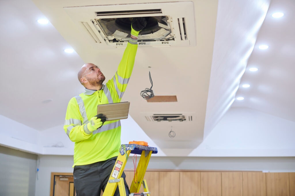 Монтаж вентиляции