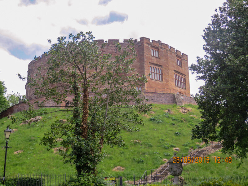 Замок Тамуорс (Tamworth Castle).