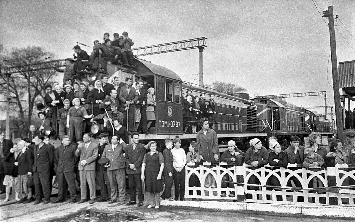 Брянское локомотивное депо в 1967 году, я тогда еще не родился, но снимок интересный, фото Советская железнодорожная коллекция