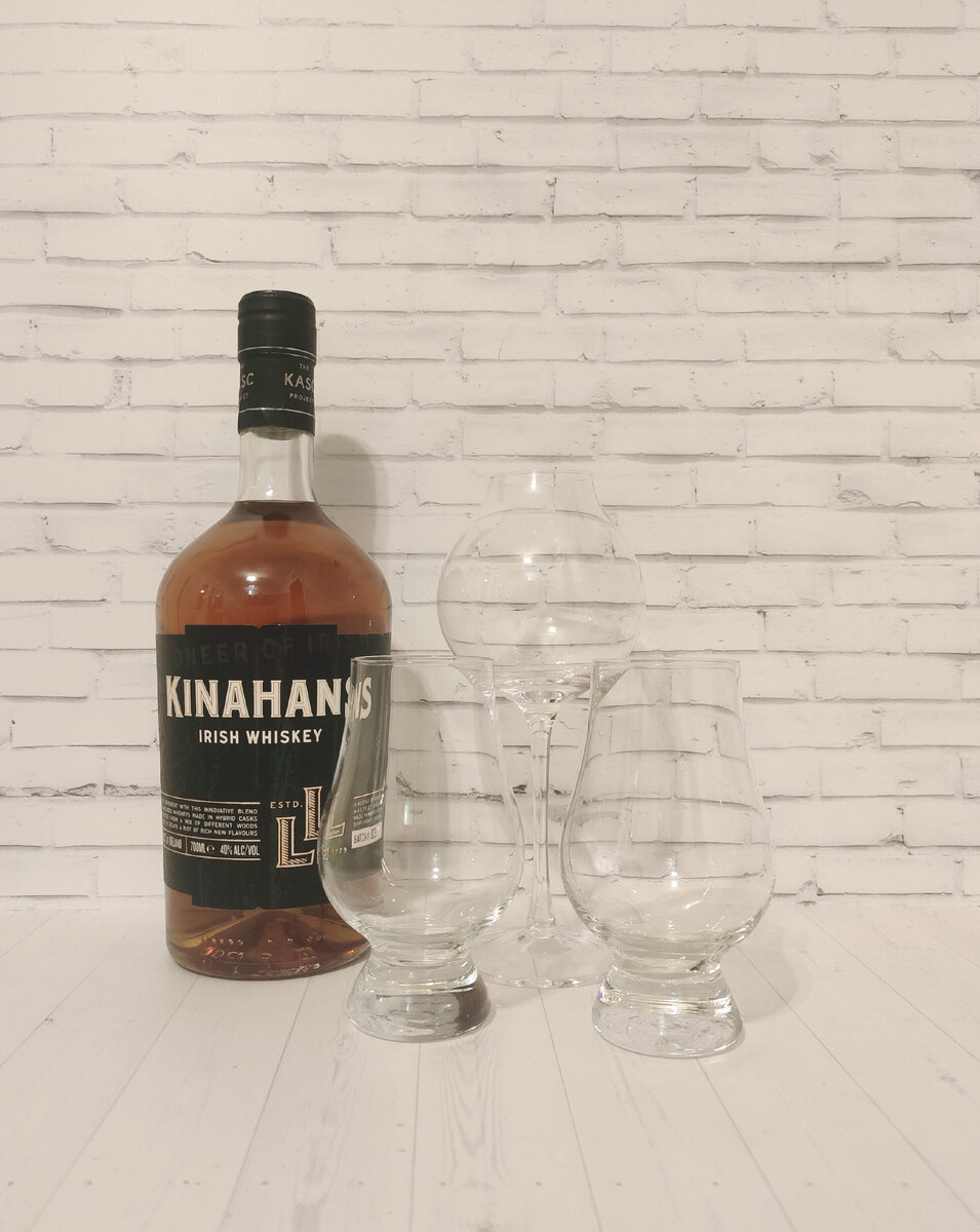 Виски. Виски Kinahan's. Ирландцы создают ликер. Kinahans Irish Whiskey 0.7 цена. Kinahans irish
