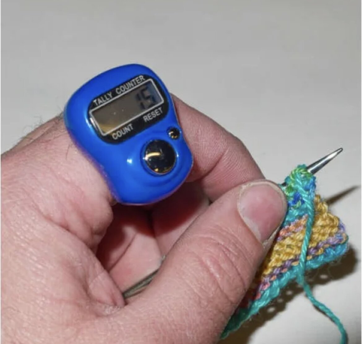Счетчик рядов для вязания. Как пользоваться счетчиком рядов при вязании спицами. Счетчик рядов для вязания. Считыватель рядов для вязания. Как пользоваться счетчиком рядов на спицах.