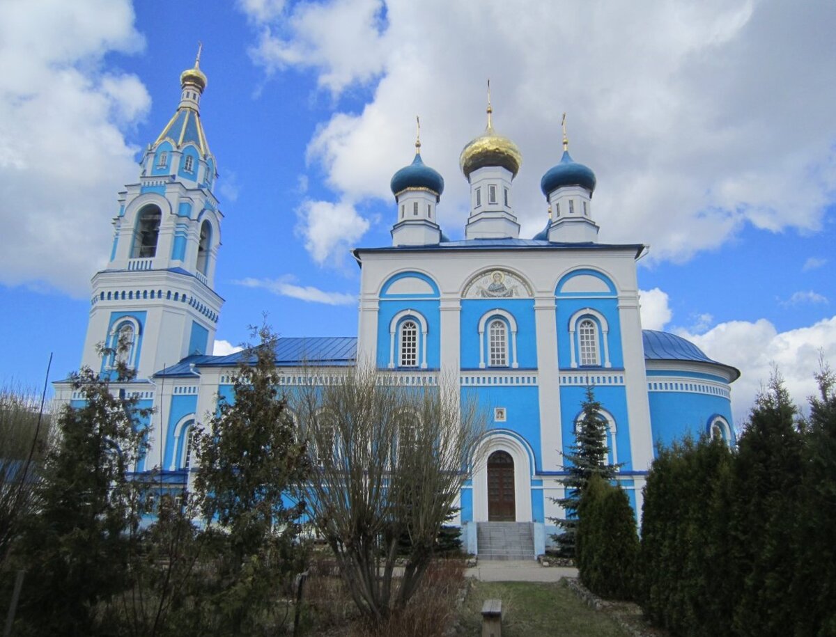 Архиерейское подворье храма Успения Божией Матери, с. Ваулово