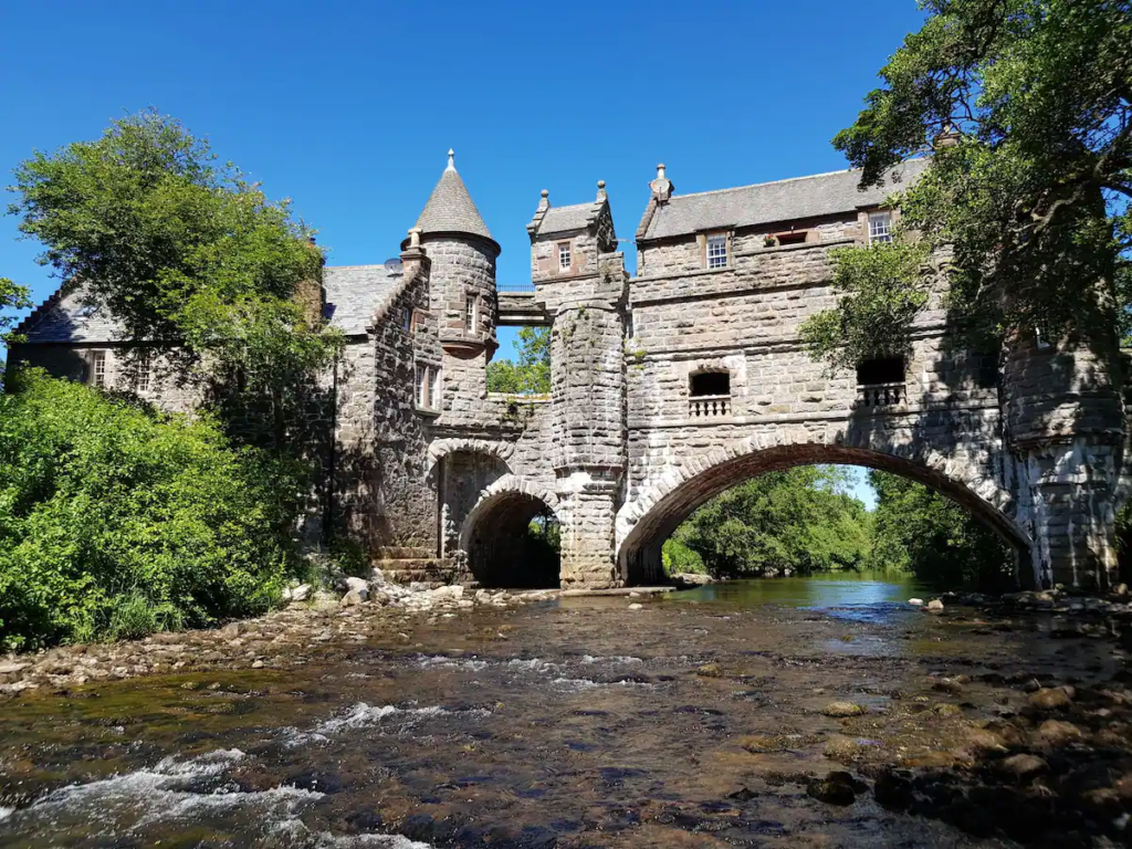 Замок Kilmartin Glen 16 века, Шотландия