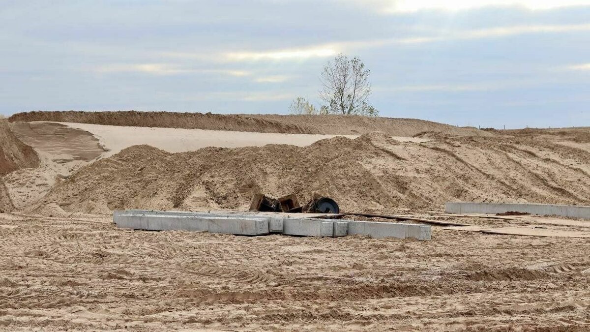     Разработкой проектно-сметной документации для создания искусственного земельного участка вдоль улицы Портовой в Казани займется компания ООО «Новый град». Работы по засыпке Волги оценили в 61 млн рублей. Соответствующая информация появилась на портале госзакупок.